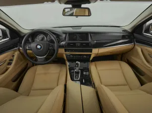 BMW  10