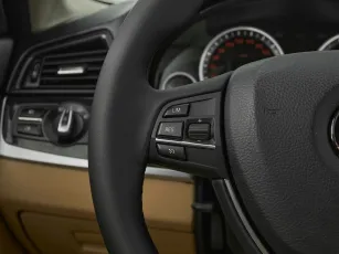 BMW  13
