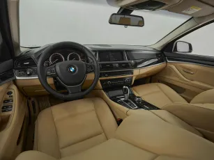 BMW  9