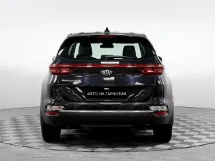 Kia  6