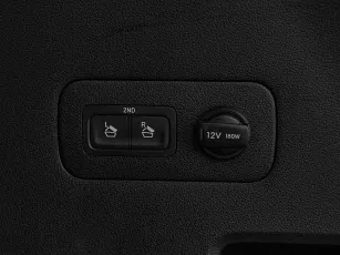Hyundai  13