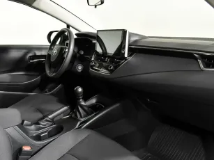 Toyota  8