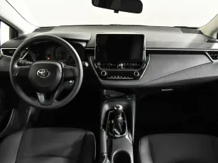 Toyota  9