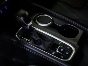 Hyundai  11
