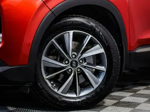 Hyundai  5