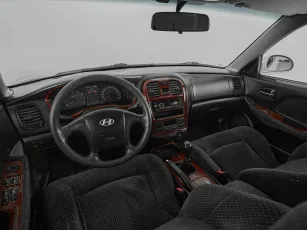 Hyundai  7