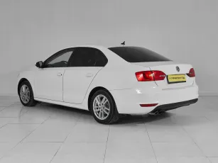 Volkswagen  6