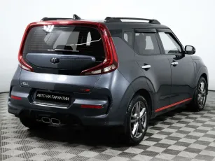 Kia  5