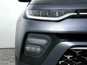 Kia  7