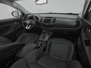 Kia  10