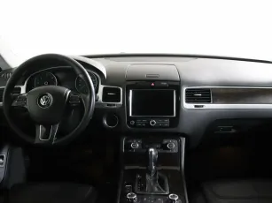 Volkswagen  6