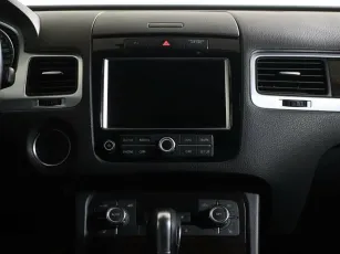 Volkswagen  8
