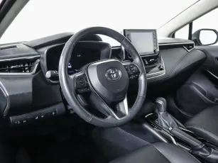 Toyota  8