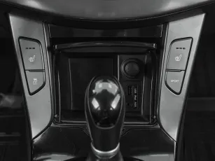 Hyundai  17