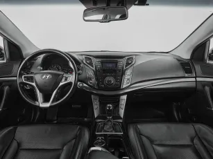 Hyundai  8