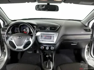Kia  10