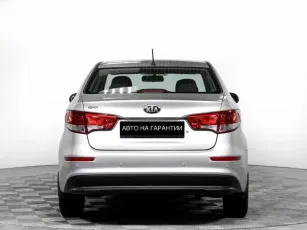 Kia  6