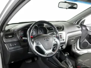 Kia  9