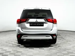Mitsubishi  4