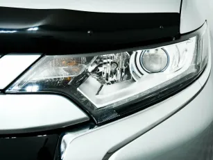 Mitsubishi  5