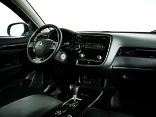 Mitsubishi  7