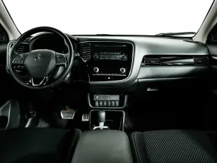 Mitsubishi  8