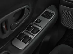 Mitsubishi  13