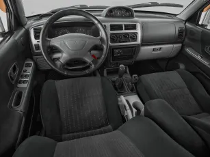 Mitsubishi  7