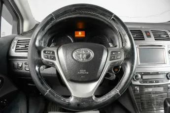 Toyota  13
