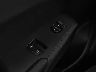 Hyundai  13