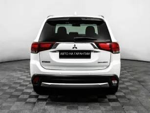 Mitsubishi  4