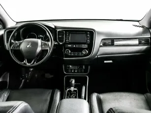 Mitsubishi  7