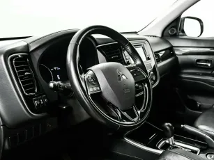 Mitsubishi  8