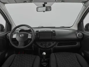 Nissan  8