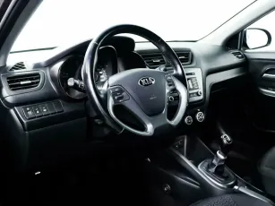 Kia  10