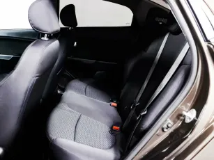 Kia  12