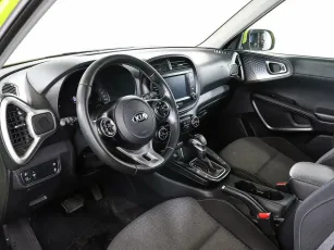 Kia  10