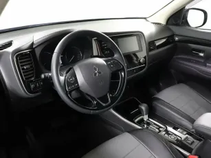Mitsubishi  7