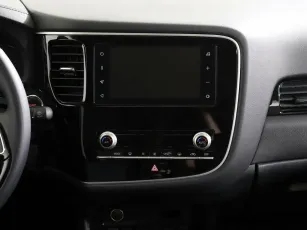 Mitsubishi  8
