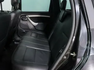 Nissan  11