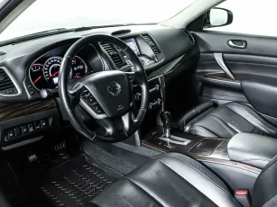 Nissan  11
