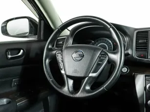 Nissan  13
