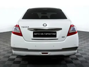 Nissan  5