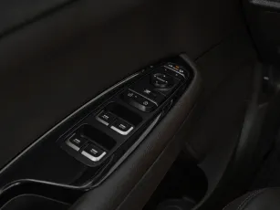 Kia  15