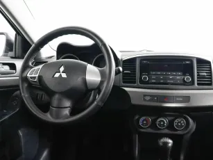 Mitsubishi  7