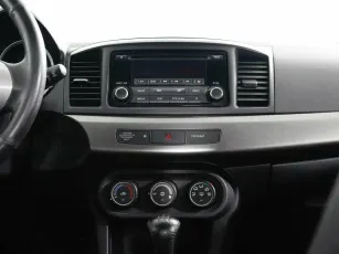 Mitsubishi  9