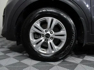 Kia  9