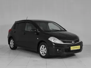 Nissan  3