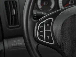 Kia  11