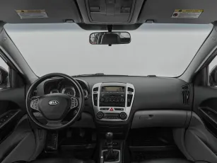 Kia  8